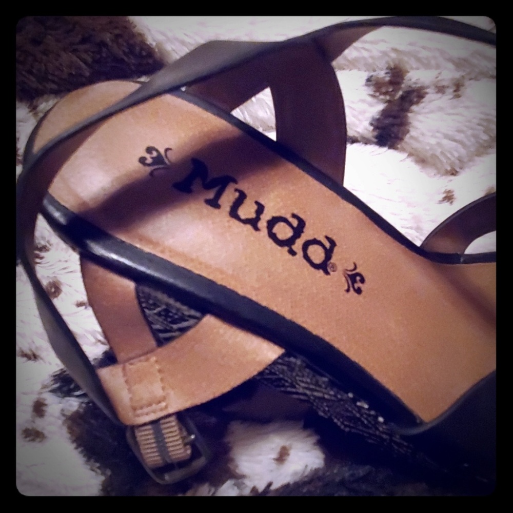 Mudd Boho Platform Wedge - Picture 7 of 8